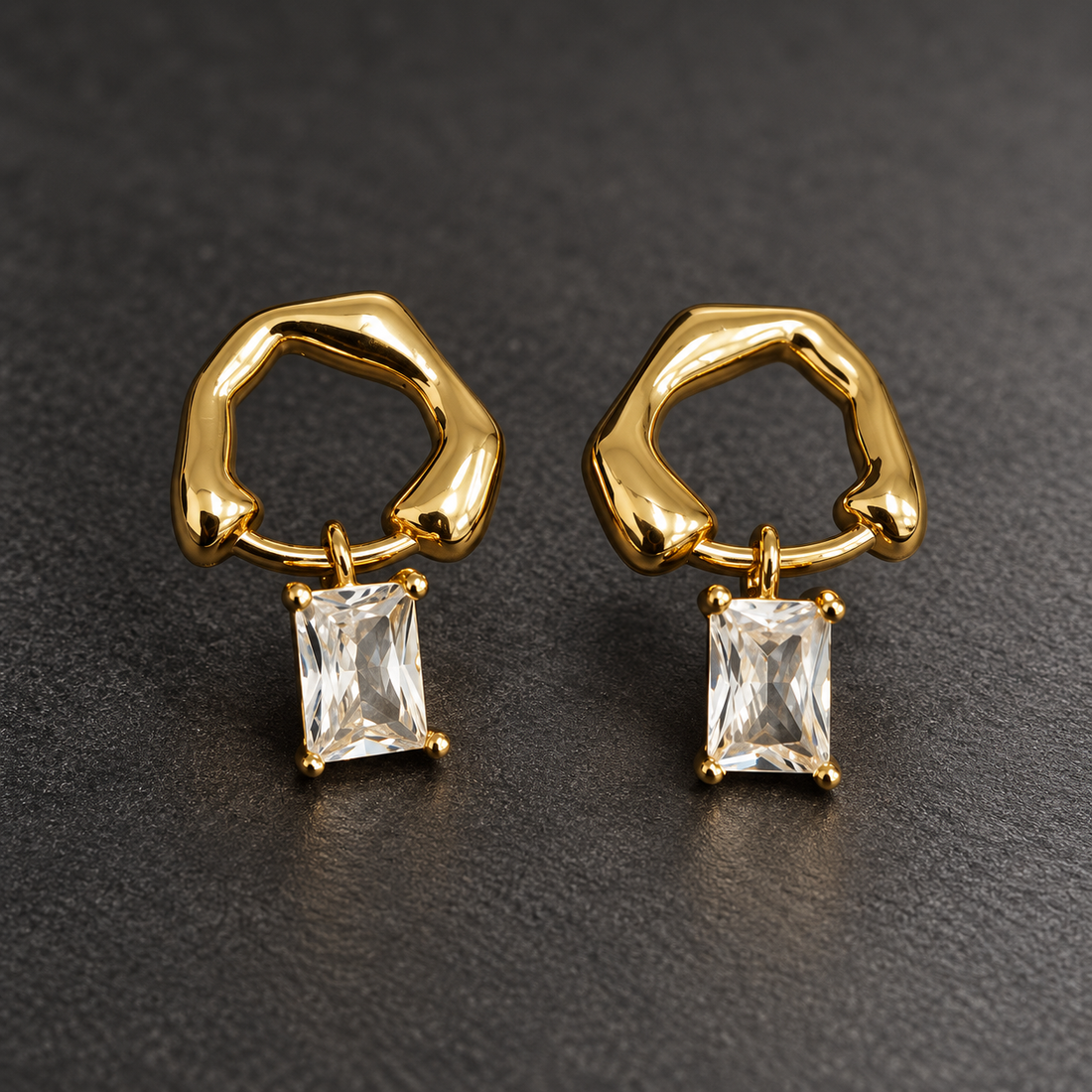 Earrings 807 — product photograph