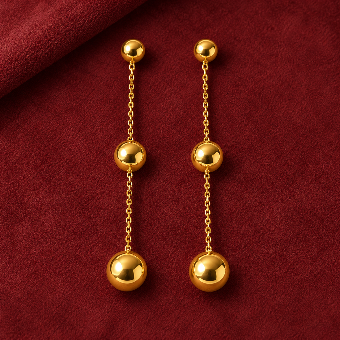 Earrings 932 — product photograph
