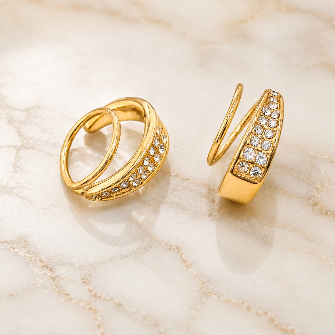Earrings 532 — product photograph