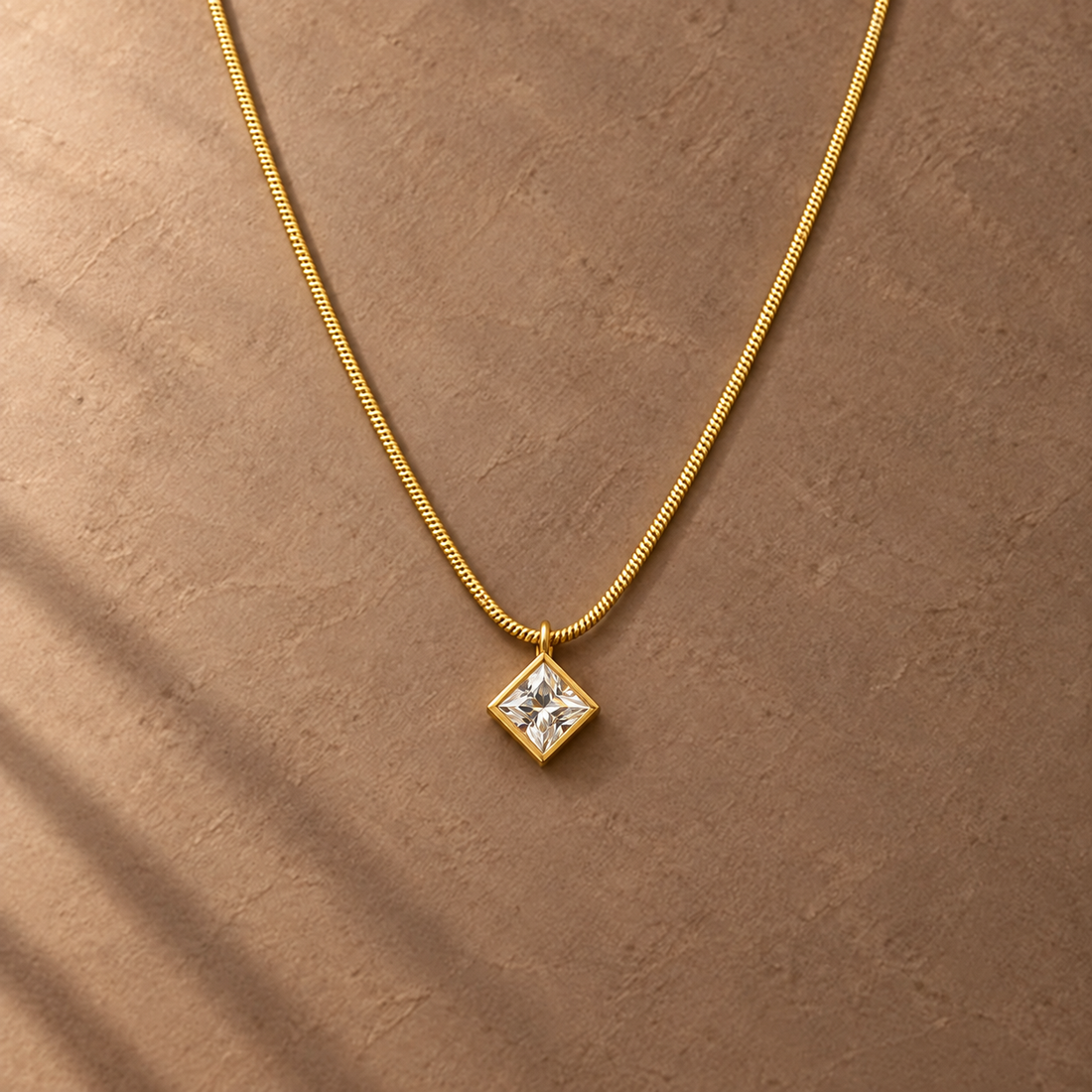 Necklace 1558 — product photograph