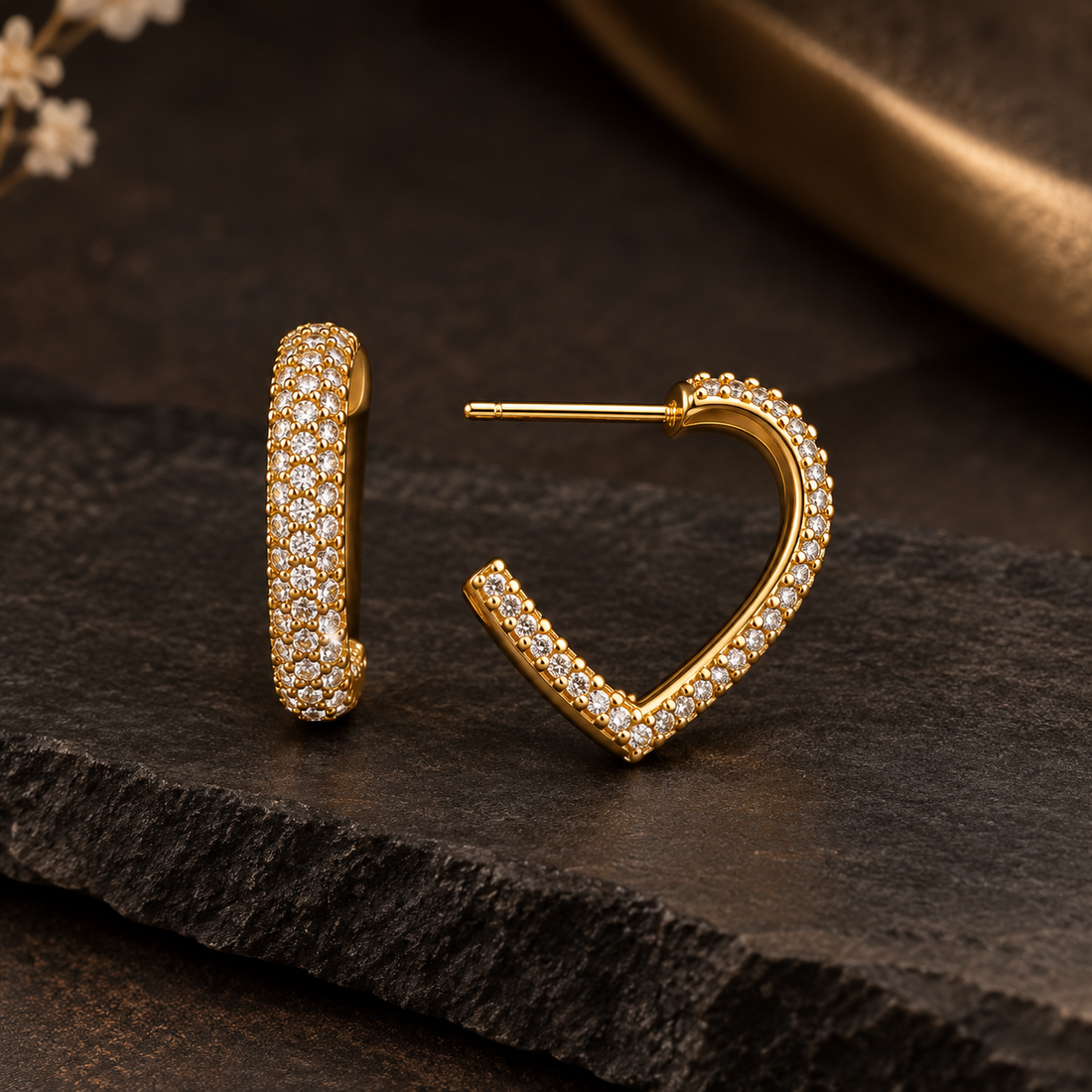 Earrings 821 — product photograph