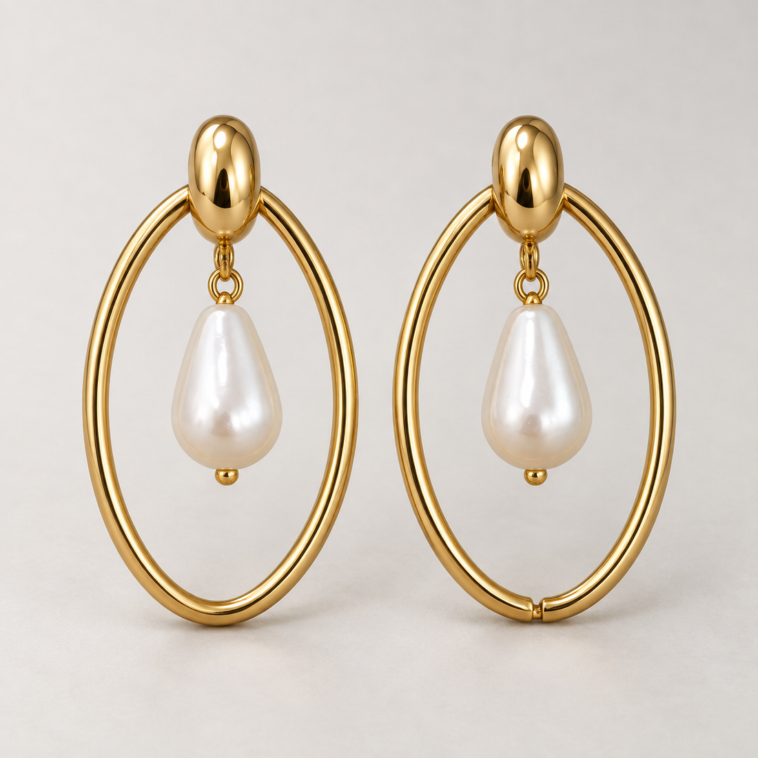 Earrings 684 — product photograph