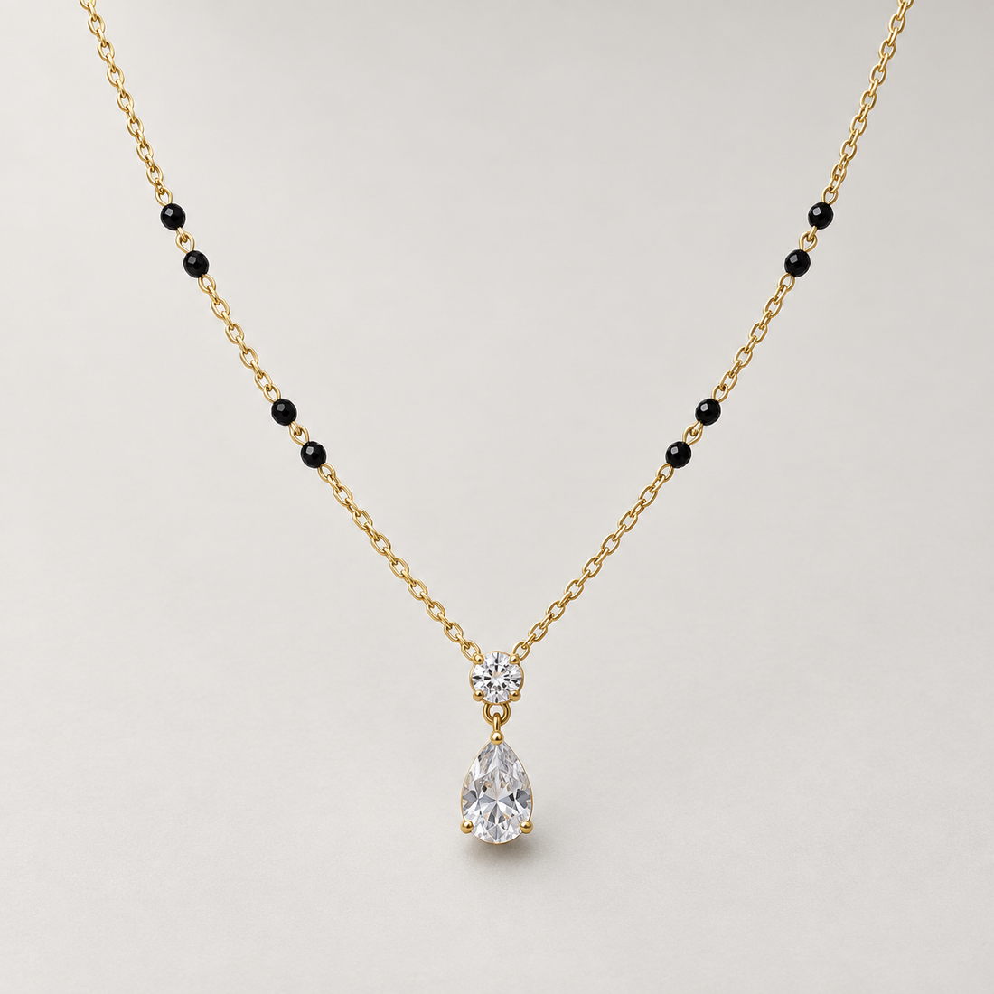 Necklace 1368 — product photograph