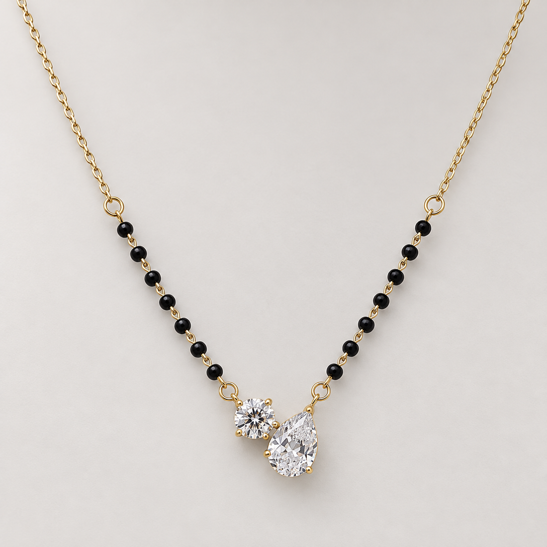 Necklace 1363 — product photograph