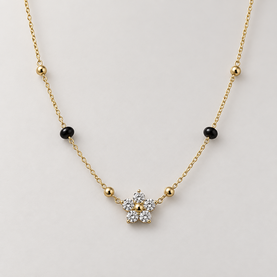 Necklace 1371 — product photograph
