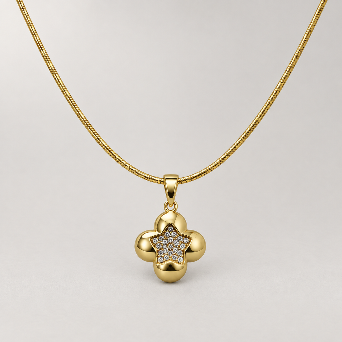 Necklace 1385 — product photograph