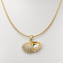Necklace 1399 — product photograph