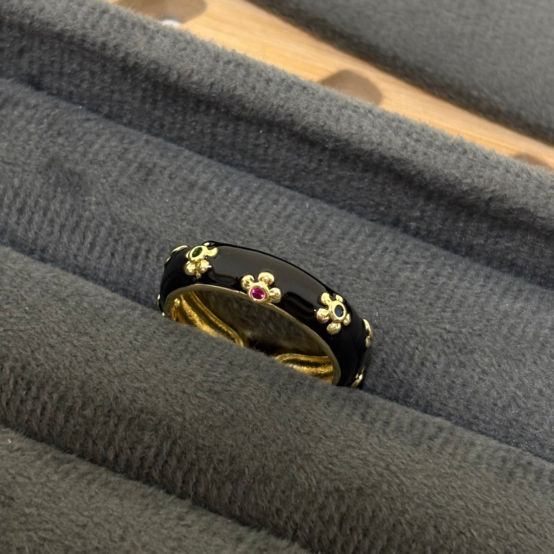 Rings 047 - alternate view