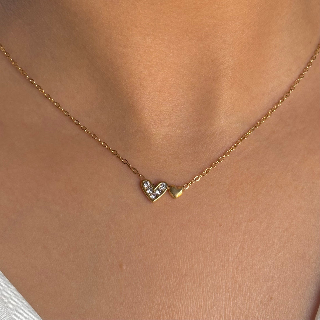 Necklace 172 - alternate view