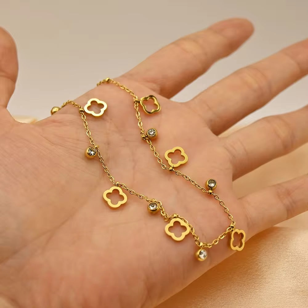 Necklace 186 - alternate view