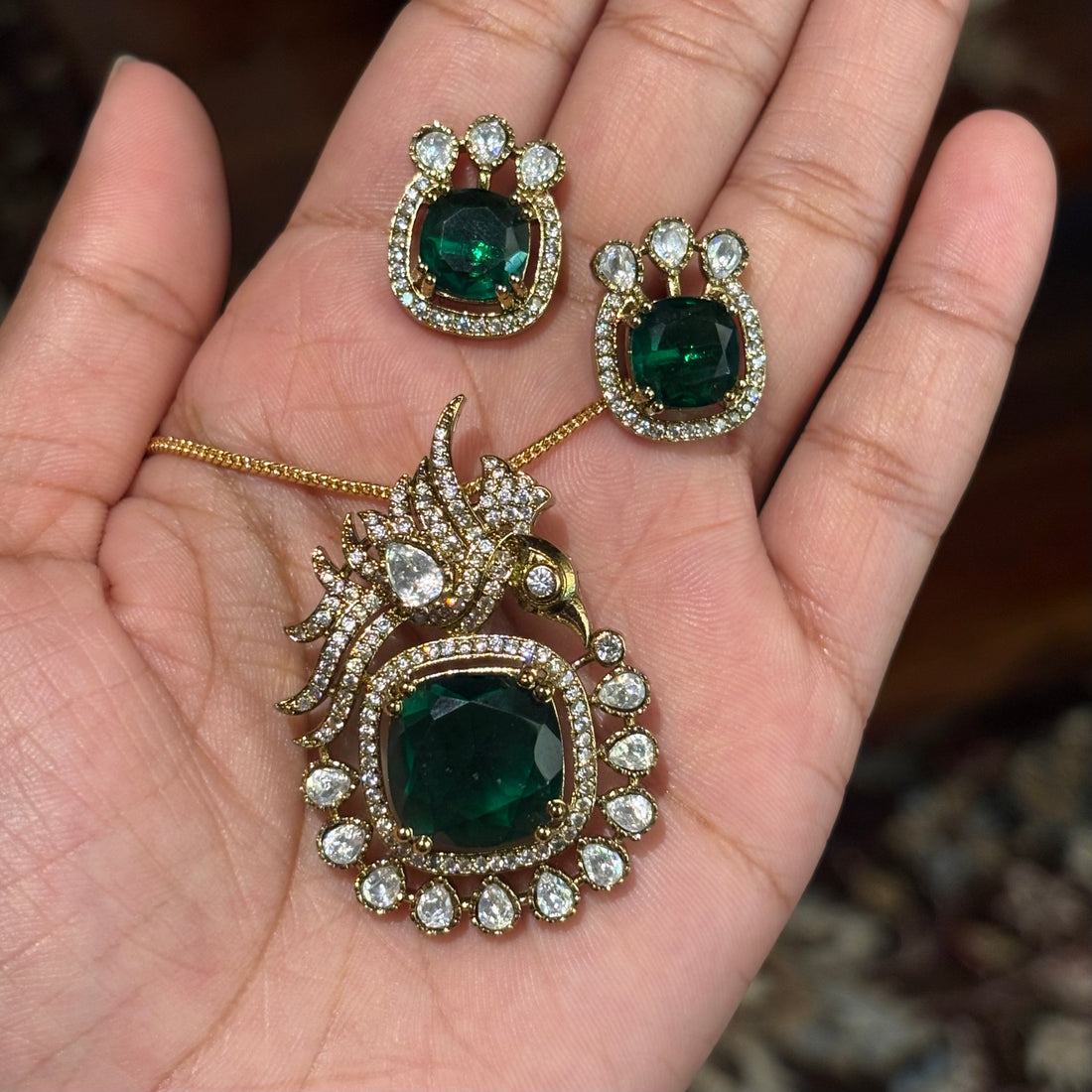 Indian Pendant Sets 011 (Without chain) - Qimati
