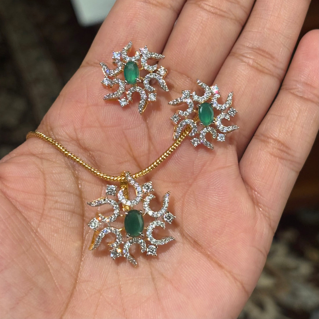 Indian Pendant Sets 010 (Without chain) - Qimati