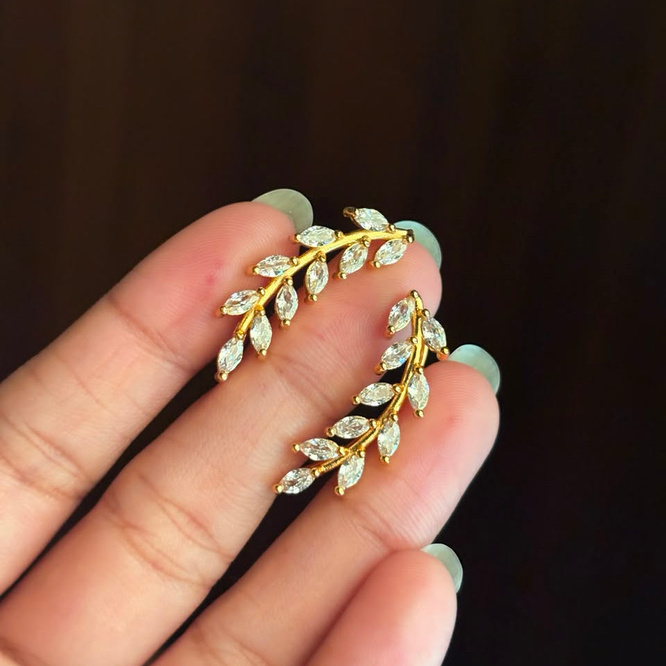Earrings 395 - brass by Qimati
