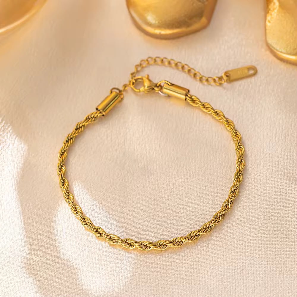 Chain Bracelet 300 - alternate view