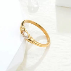 Rings 210