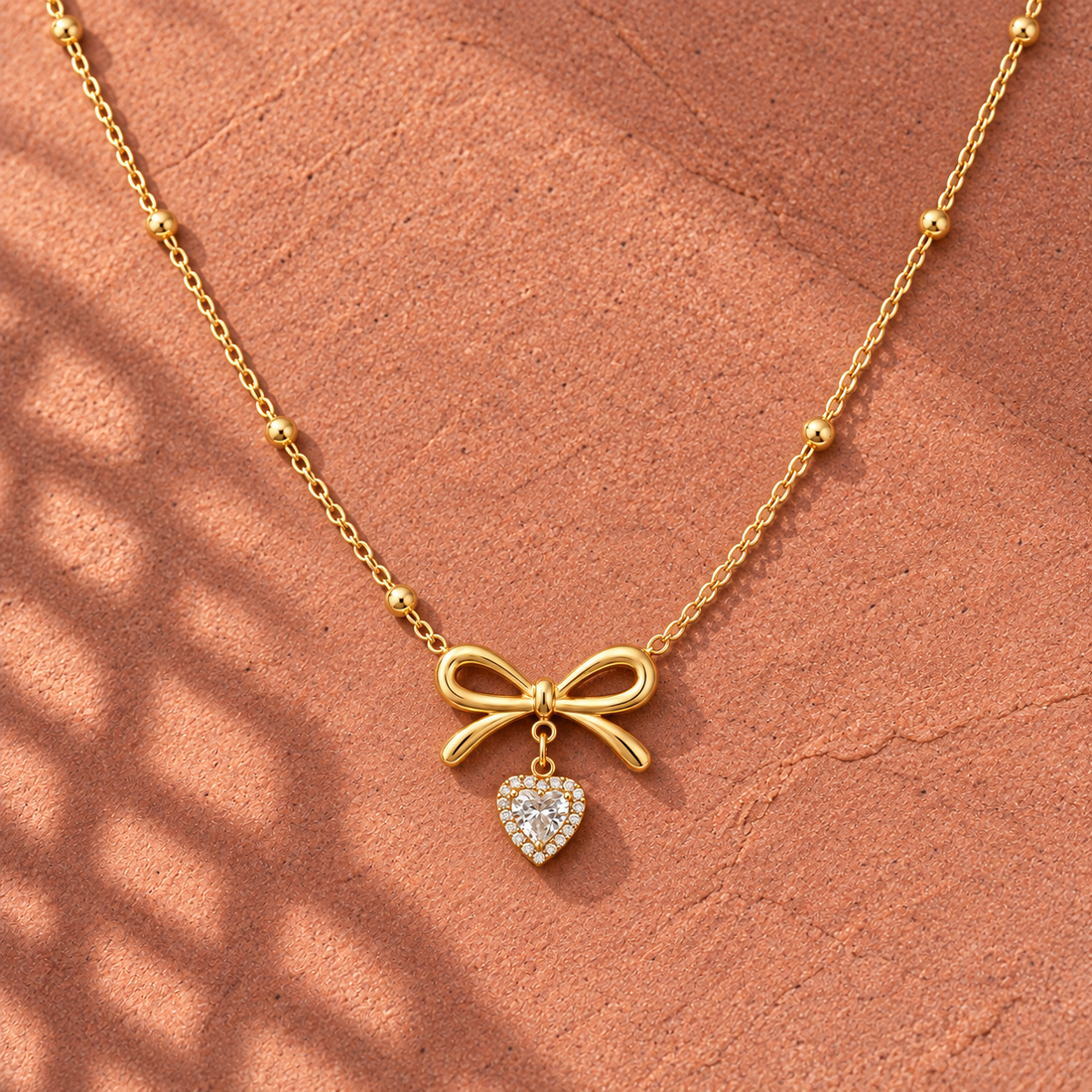 Necklace 1607 — product photograph