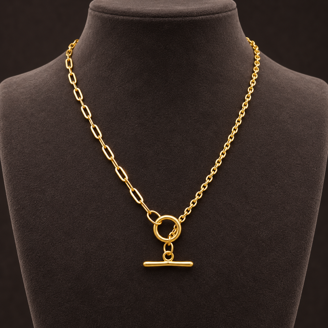 Necklace 1976 — product photograph