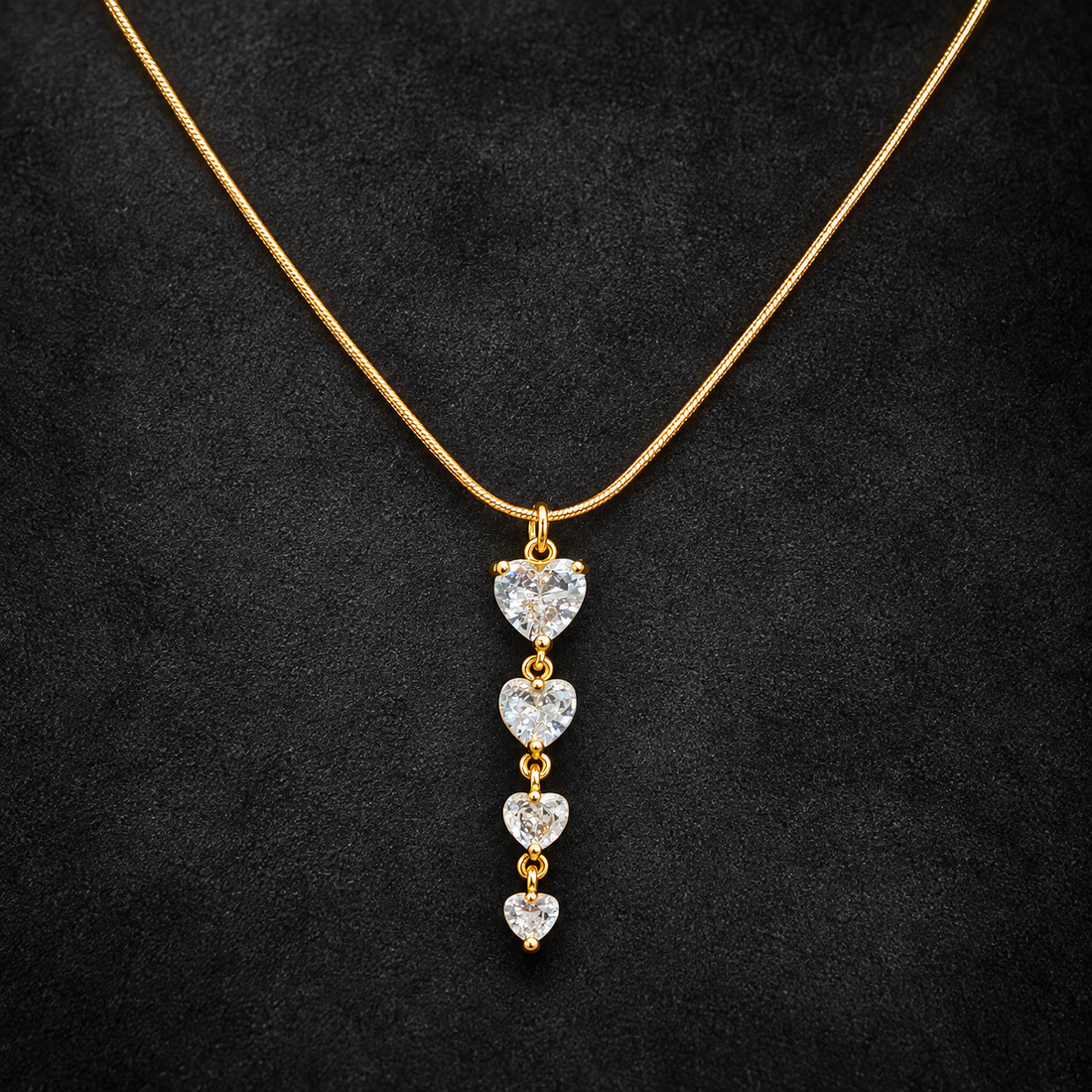 Necklace 1828 — product photograph