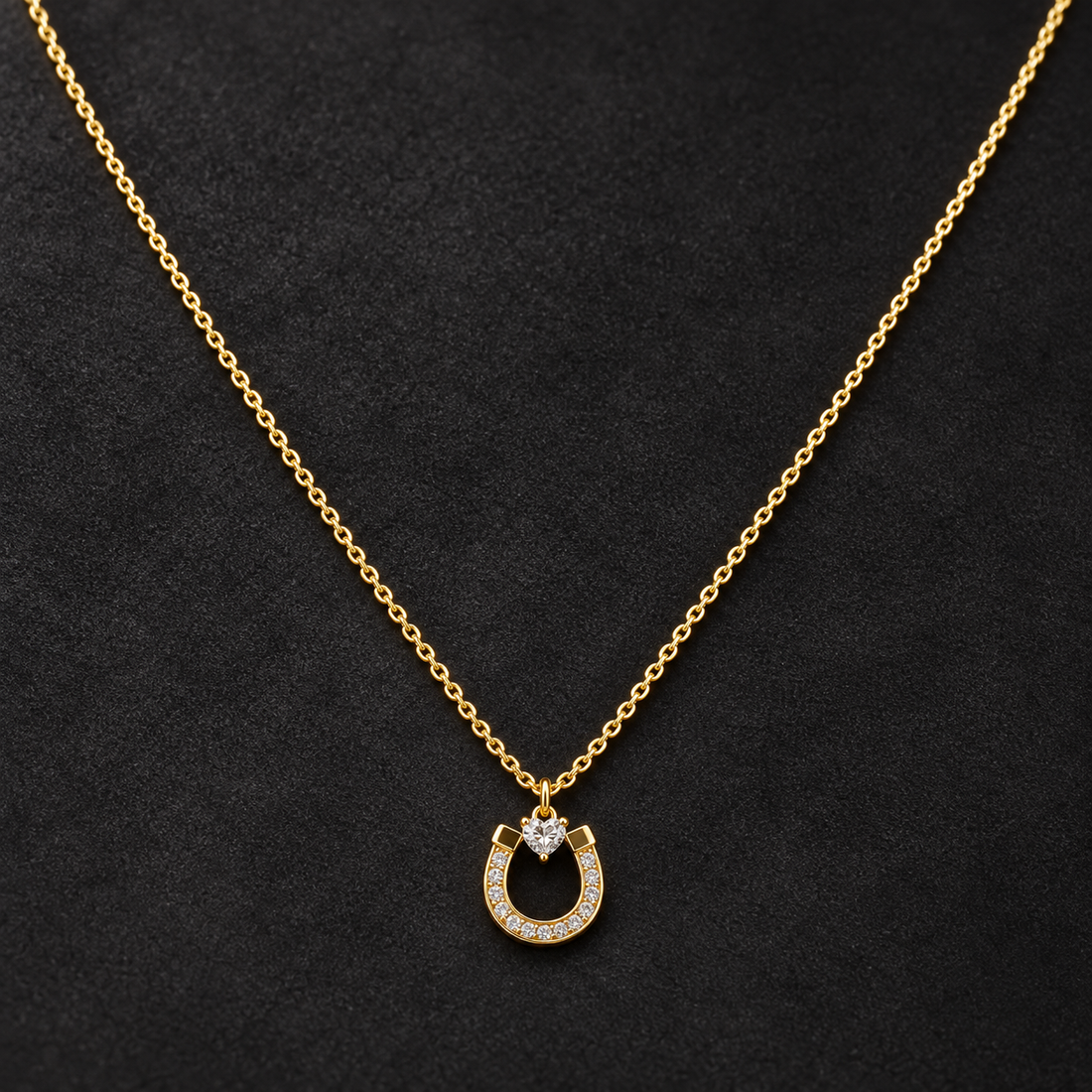 Necklace 1907 — product photograph