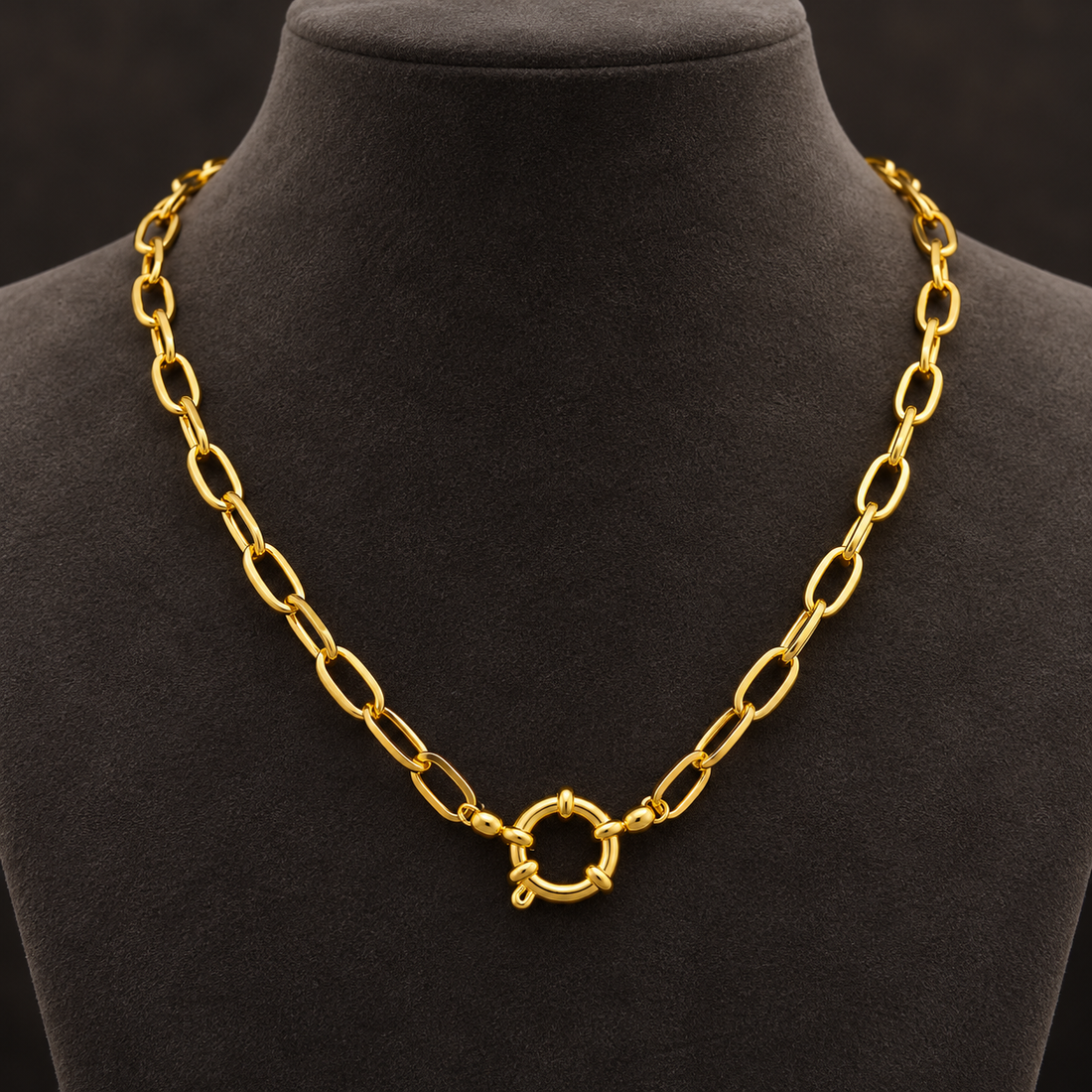Necklace 1972 — product photograph