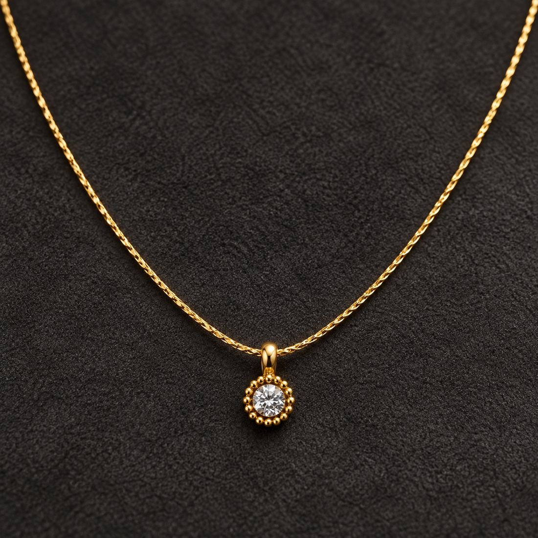 Necklace 1935 — product photograph
