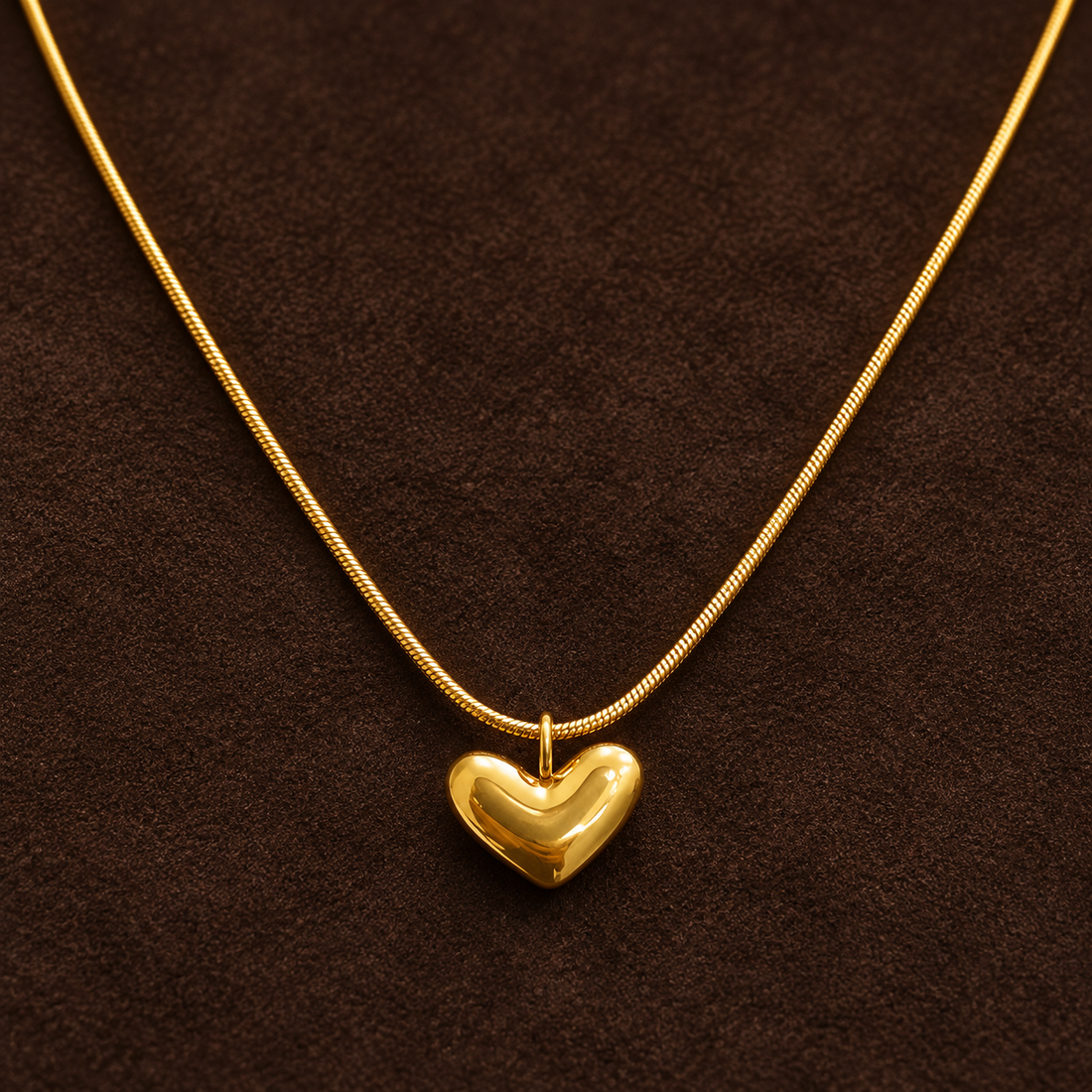 Necklace 1876 — product photograph