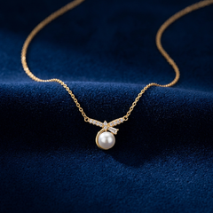 Necklace 1281 — product photograph