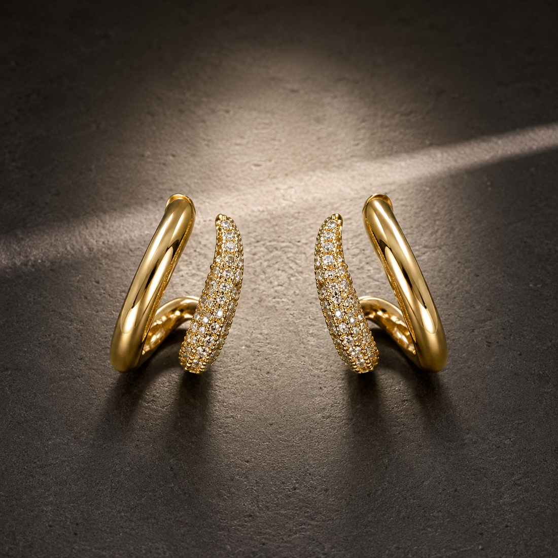 Earrings 625 — product photograph