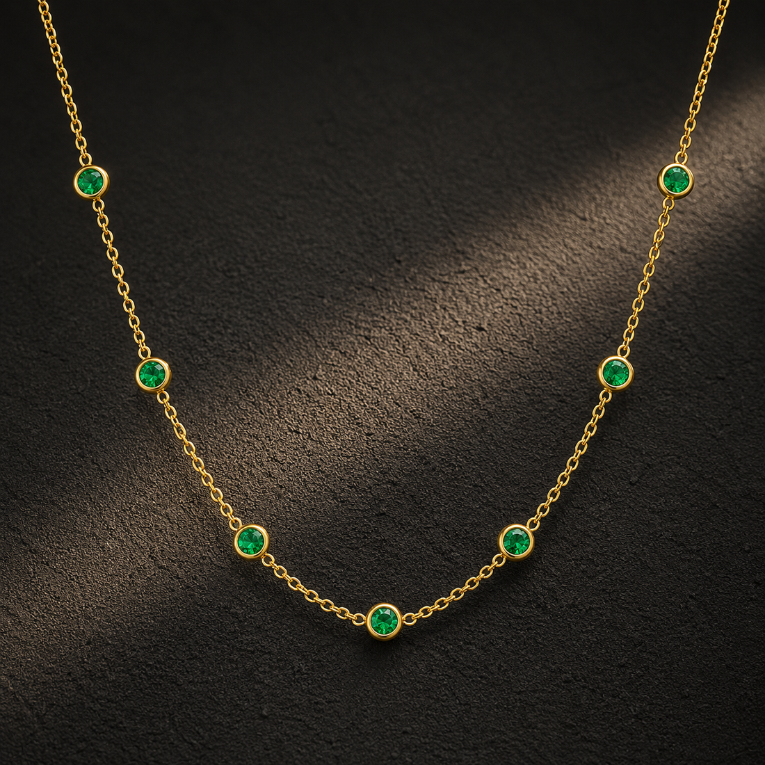 Necklace 1226 — product photograph