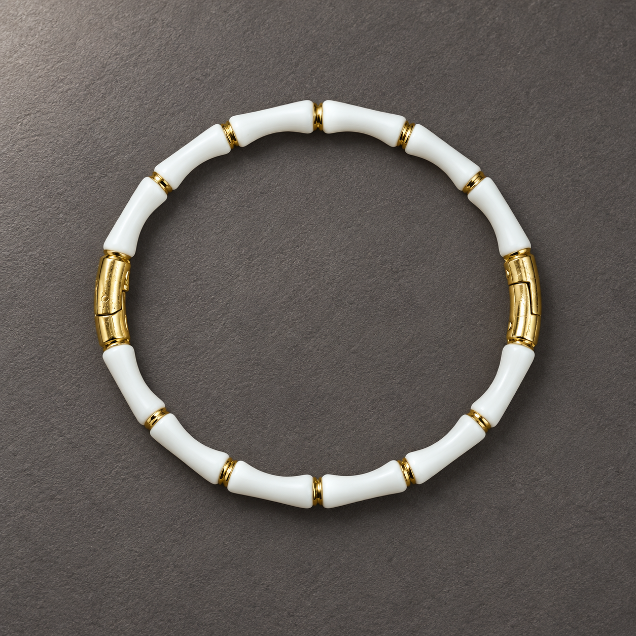 Bracelet Kada 417 — product photograph