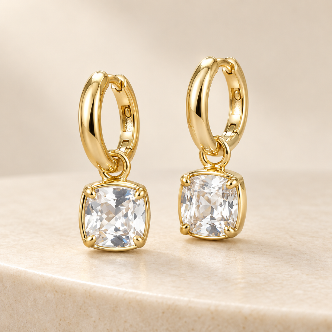 Earrings 695 — product photograph