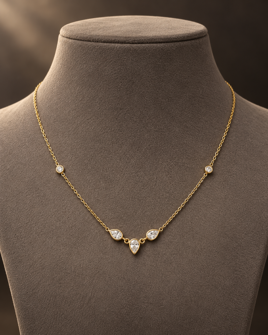 Necklace 1501 — product photograph