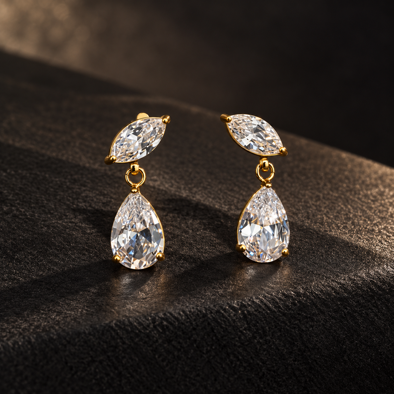 Earrings 778 — product photograph