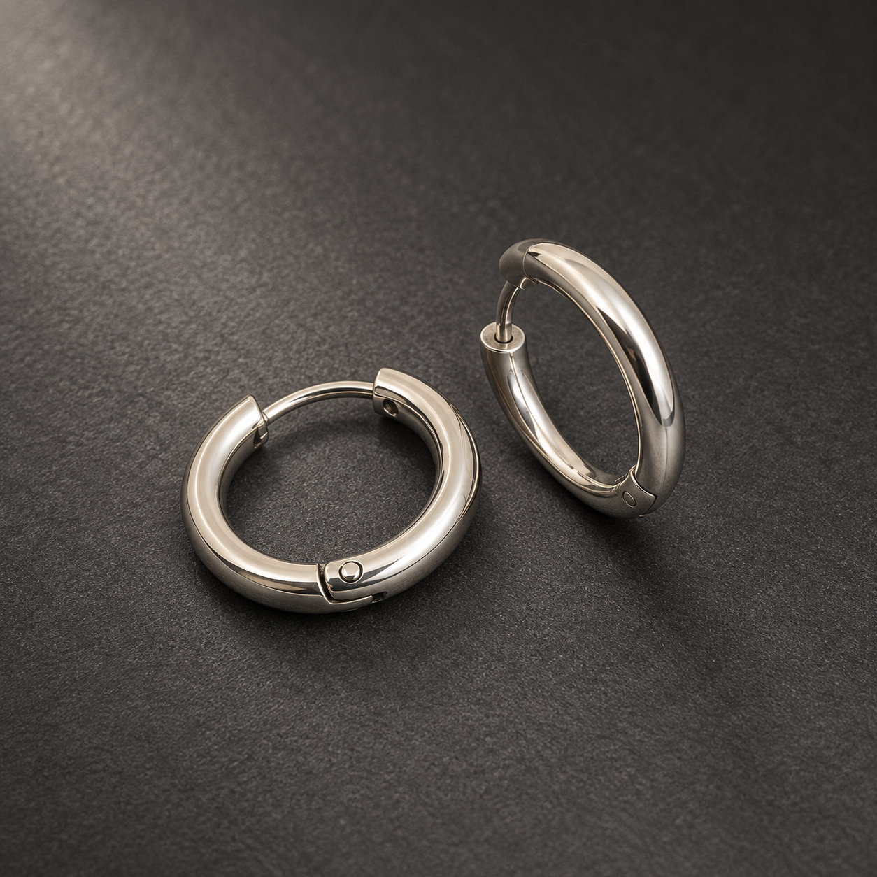 Earrings 796 — product photograph
