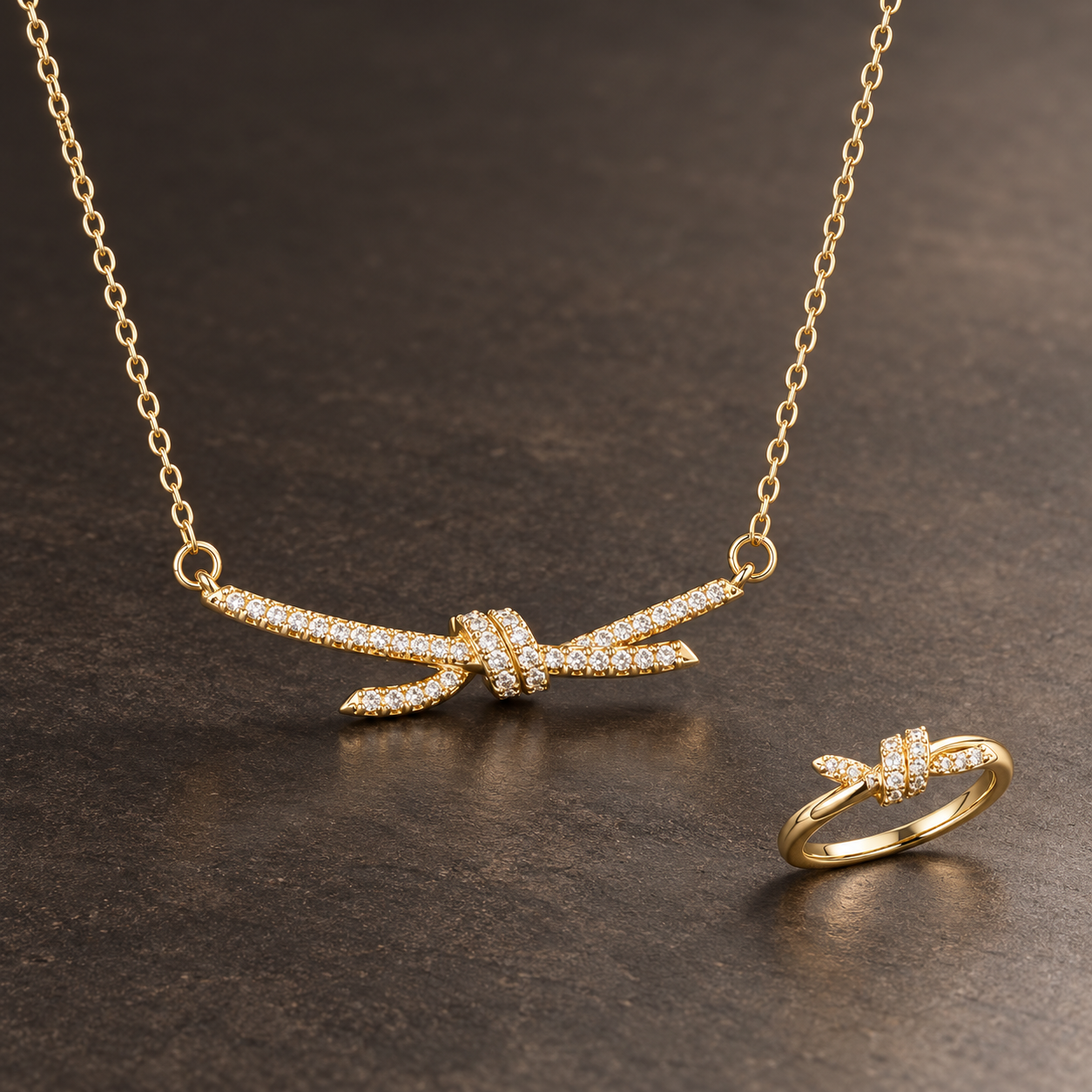 Necklace 1624 — product photograph