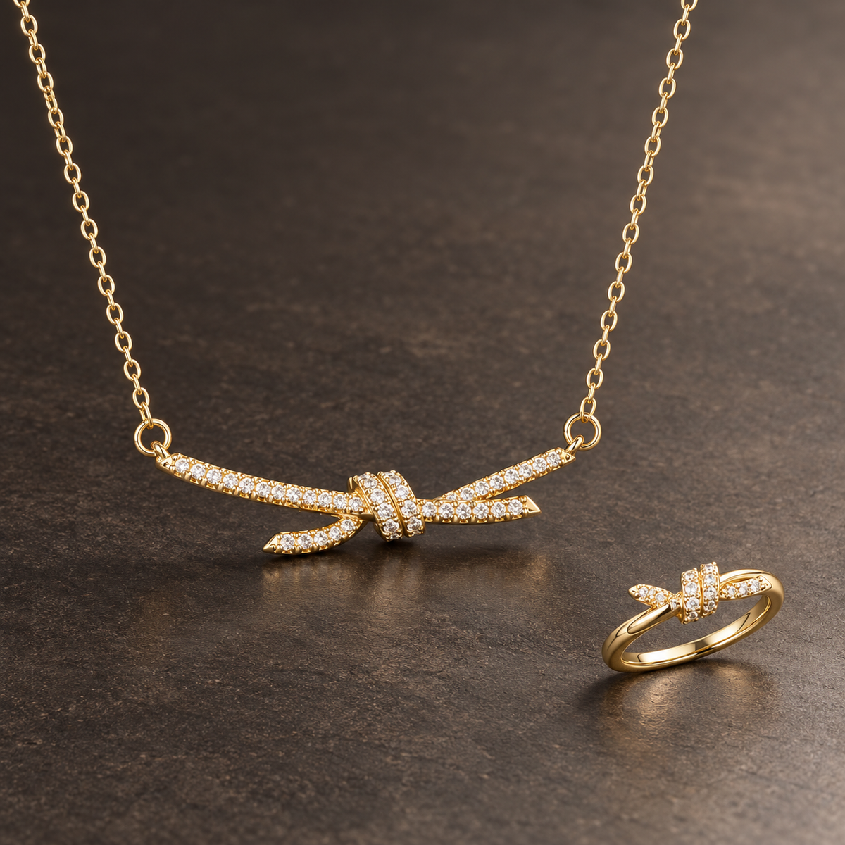 Necklace 1624 — product photograph