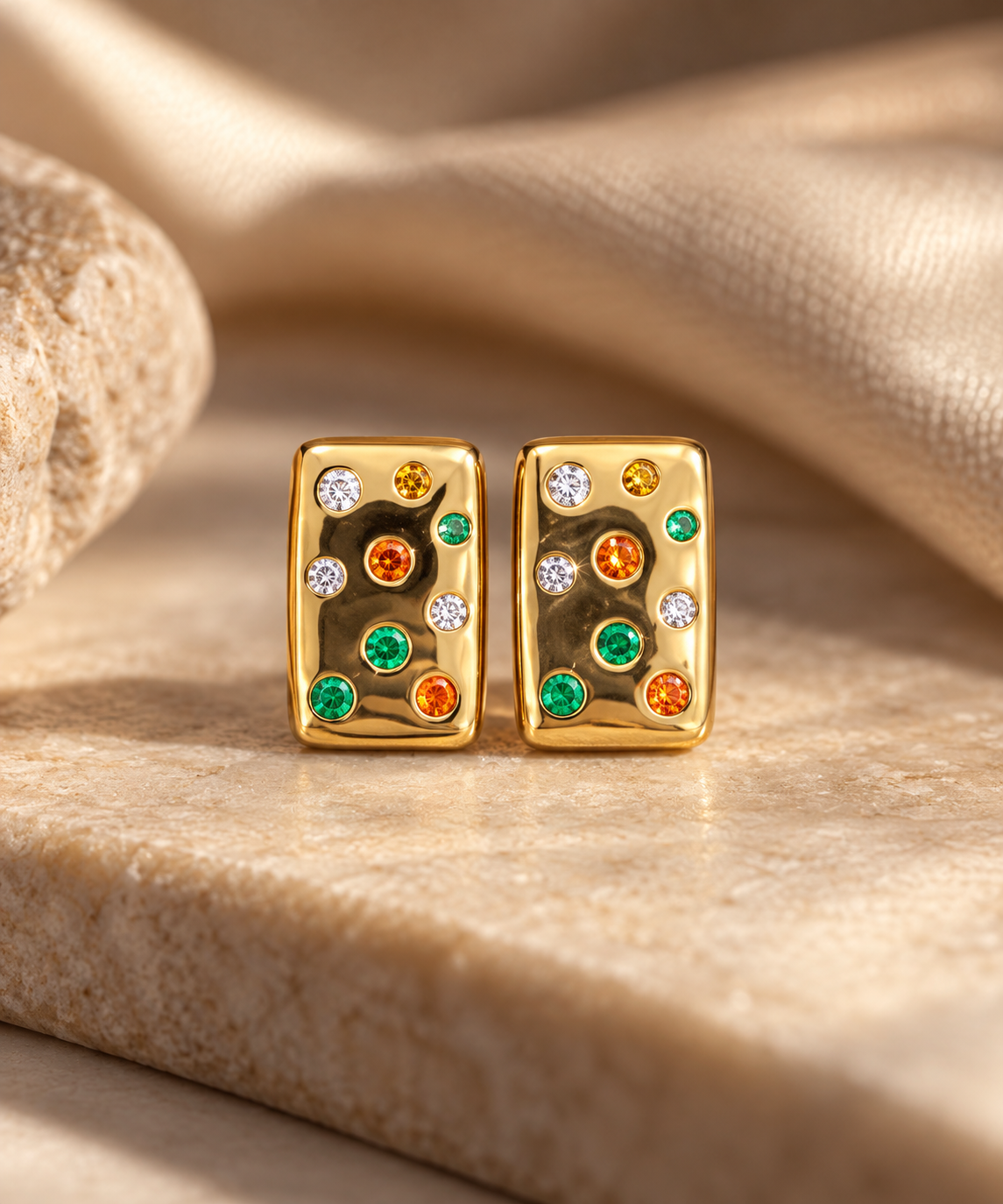 Earrings 881 — product photograph