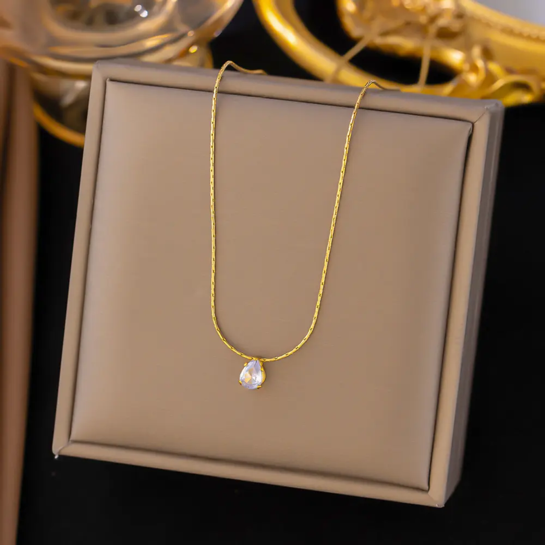 Necklace 362 - alternate view