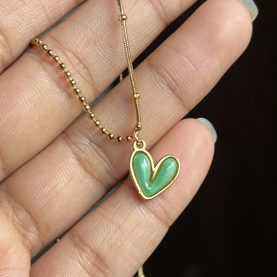 Necklace 069 - alternate view