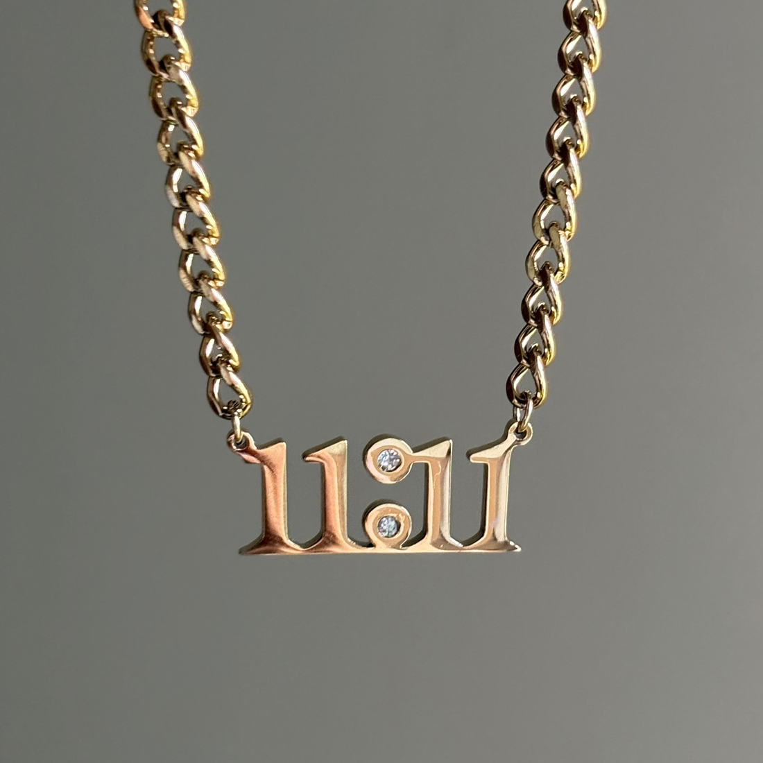 Necklace 073 - alternate view