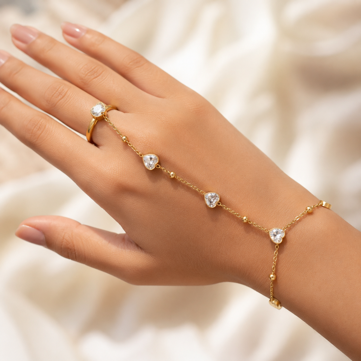 Hand Chain 043