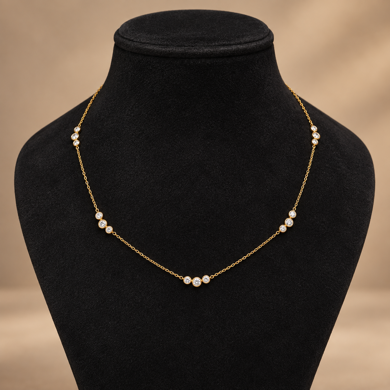 Necklace 1948 — product photograph
