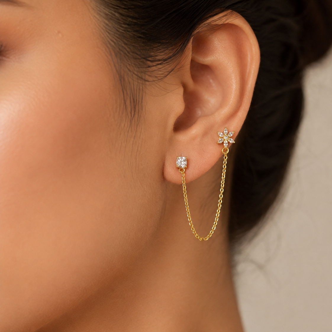 Earrings 519 — product photograph