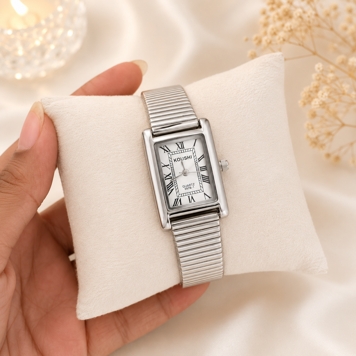Watch 052
