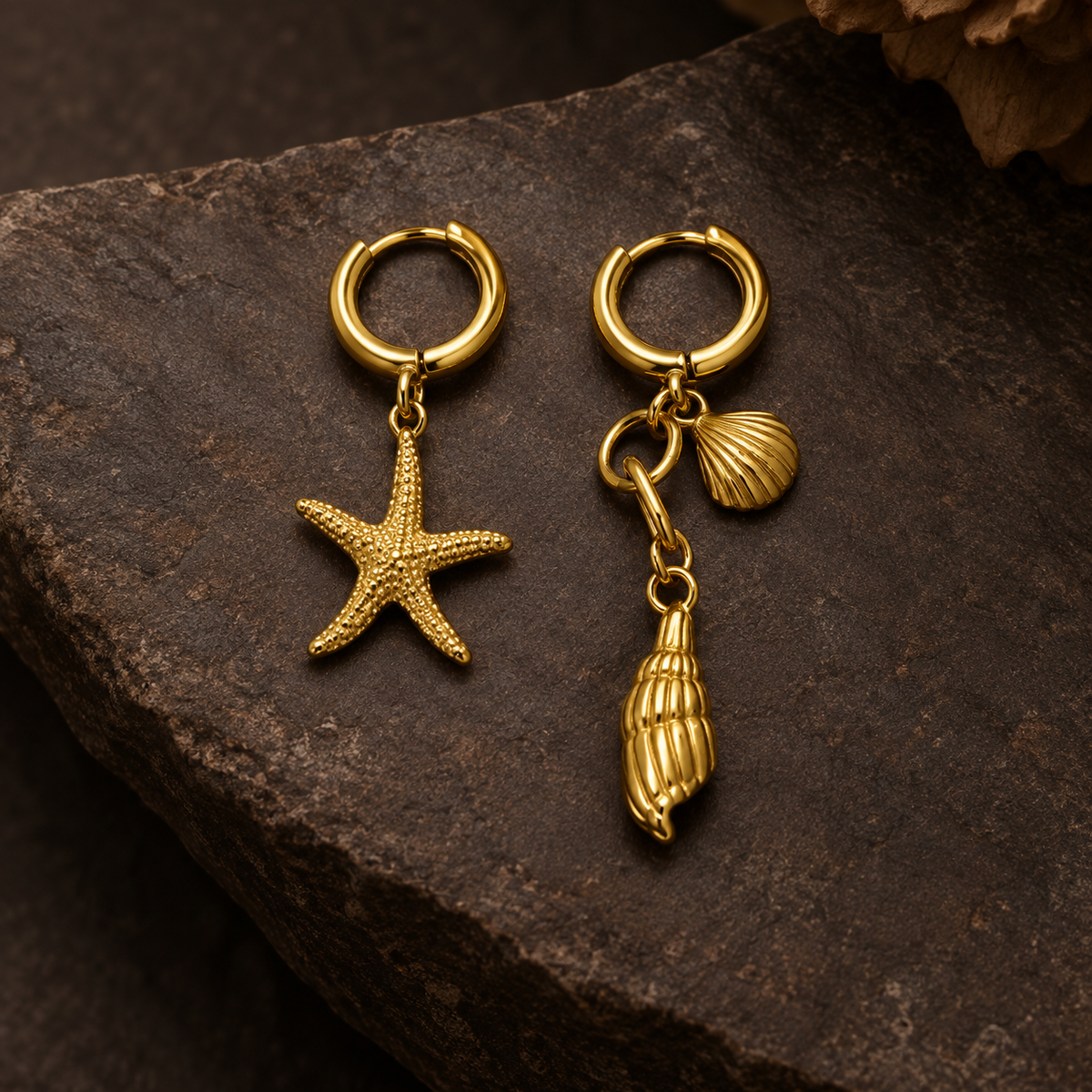 Earrings 720 — product photograph