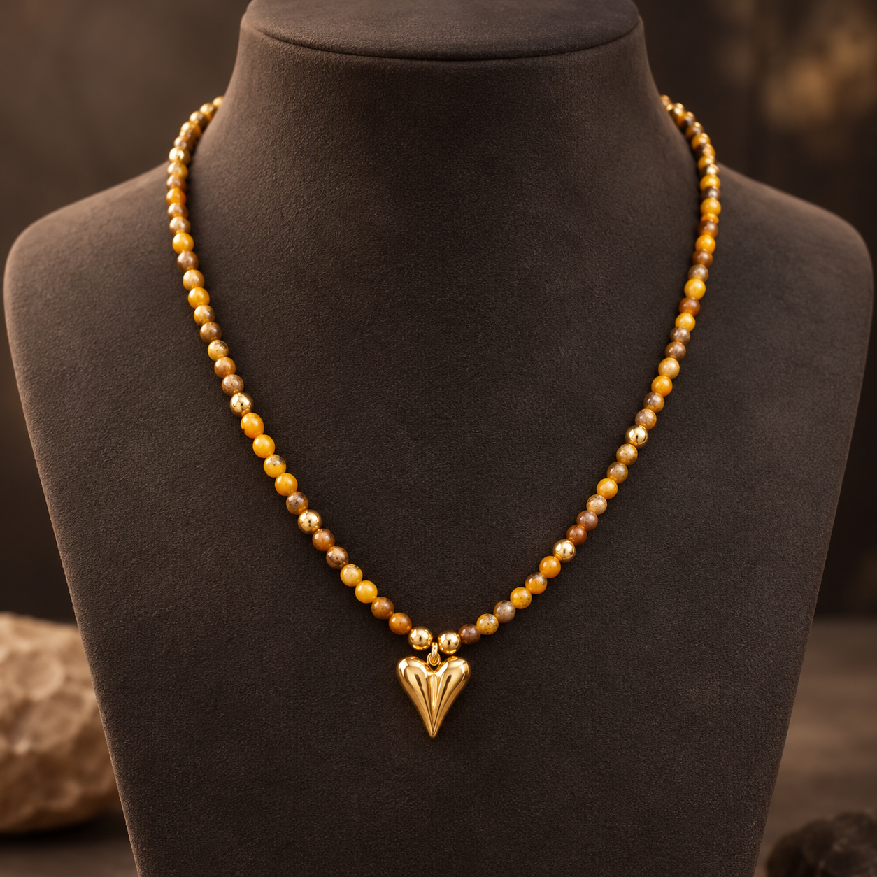 Necklace 1453 — product photograph