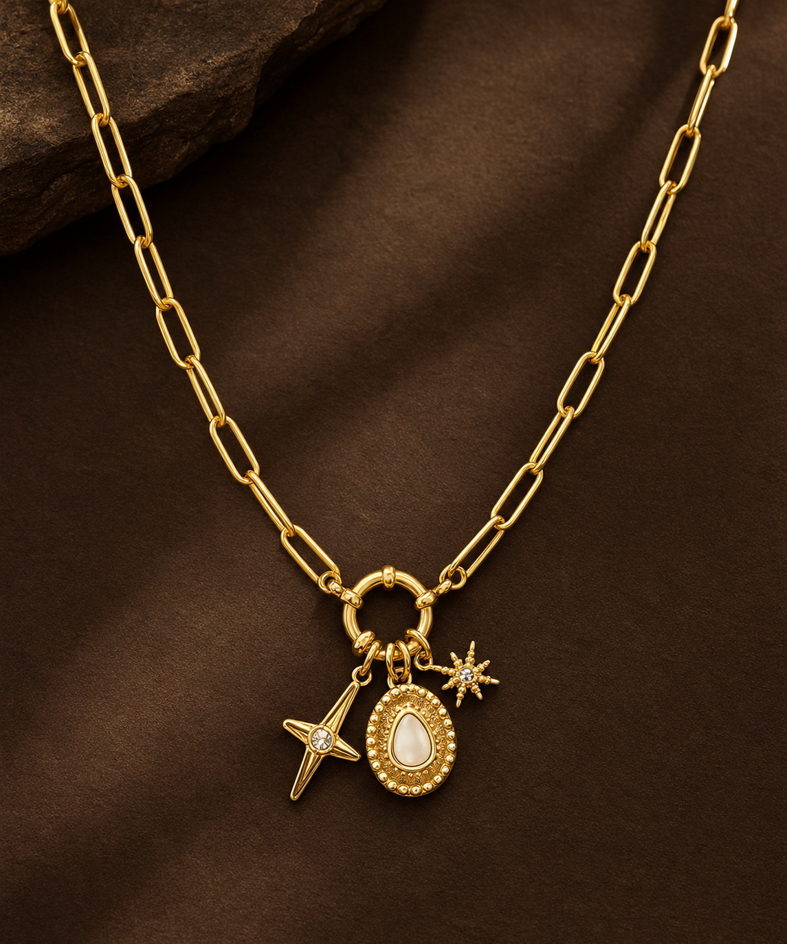 Necklace 1451 — product photograph