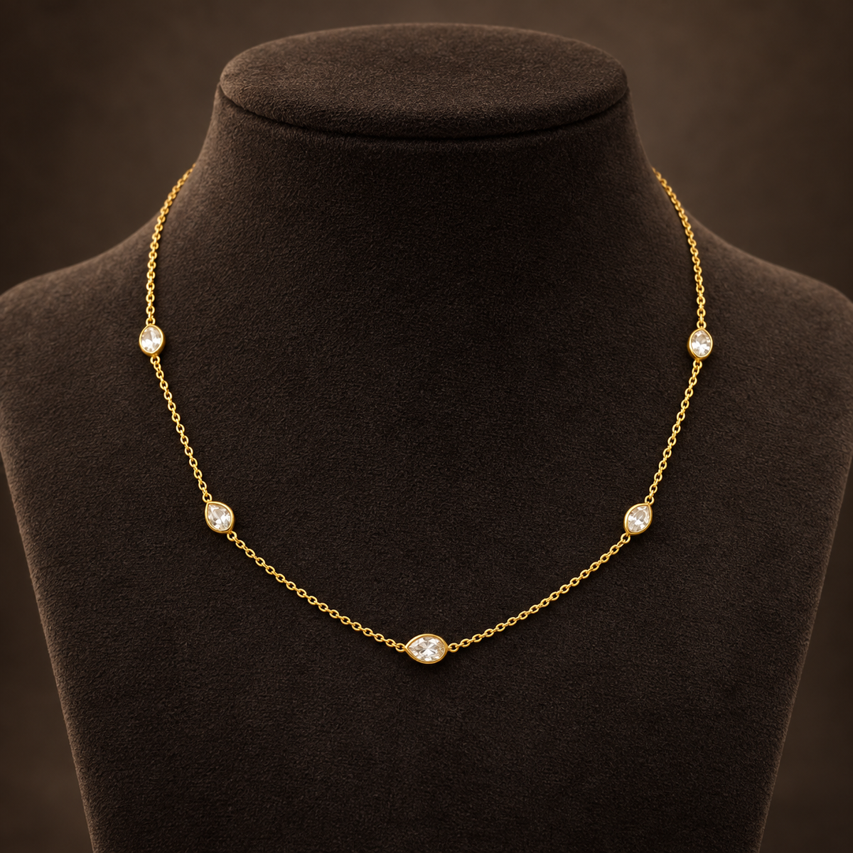 Necklace 1446 — product photograph