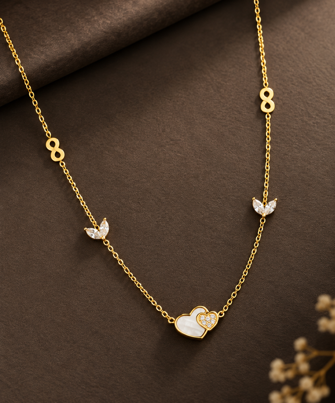 Necklace 1539 — product photograph