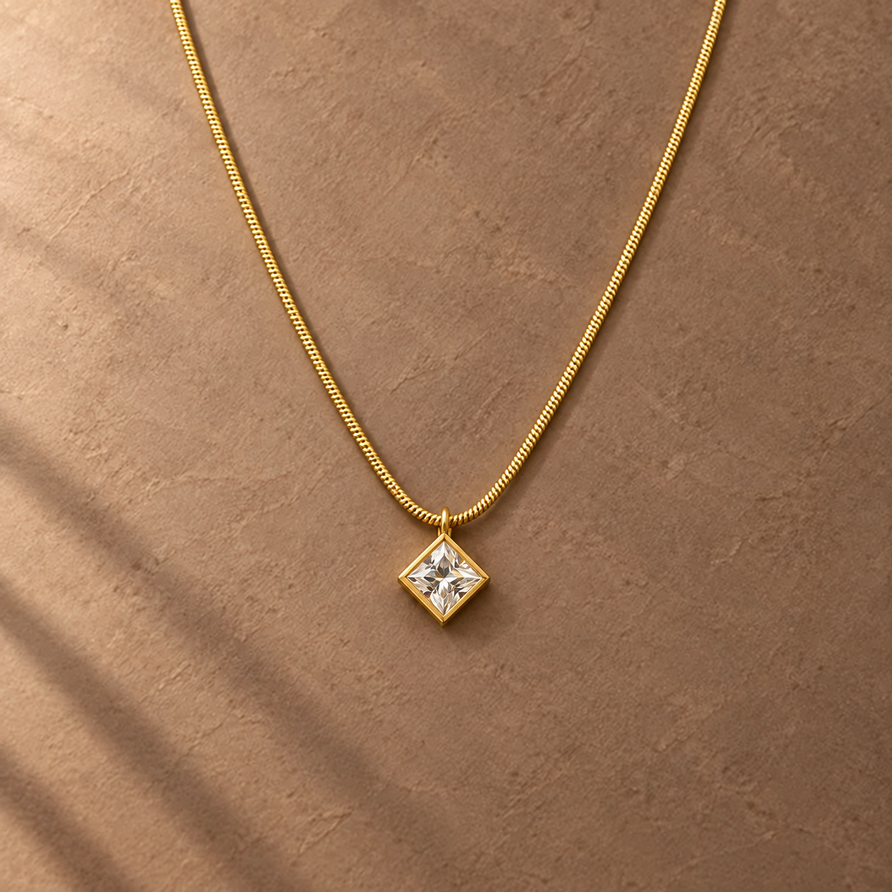 Necklace 1558 — product photograph